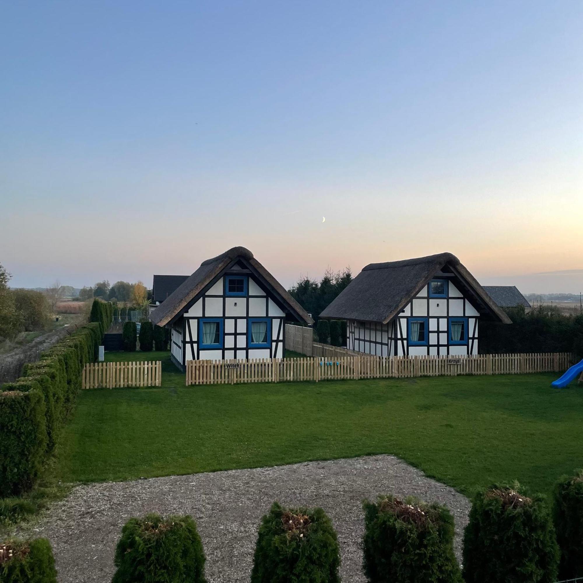 Osada Rybacka Villa Podamirowo Buitenkant foto