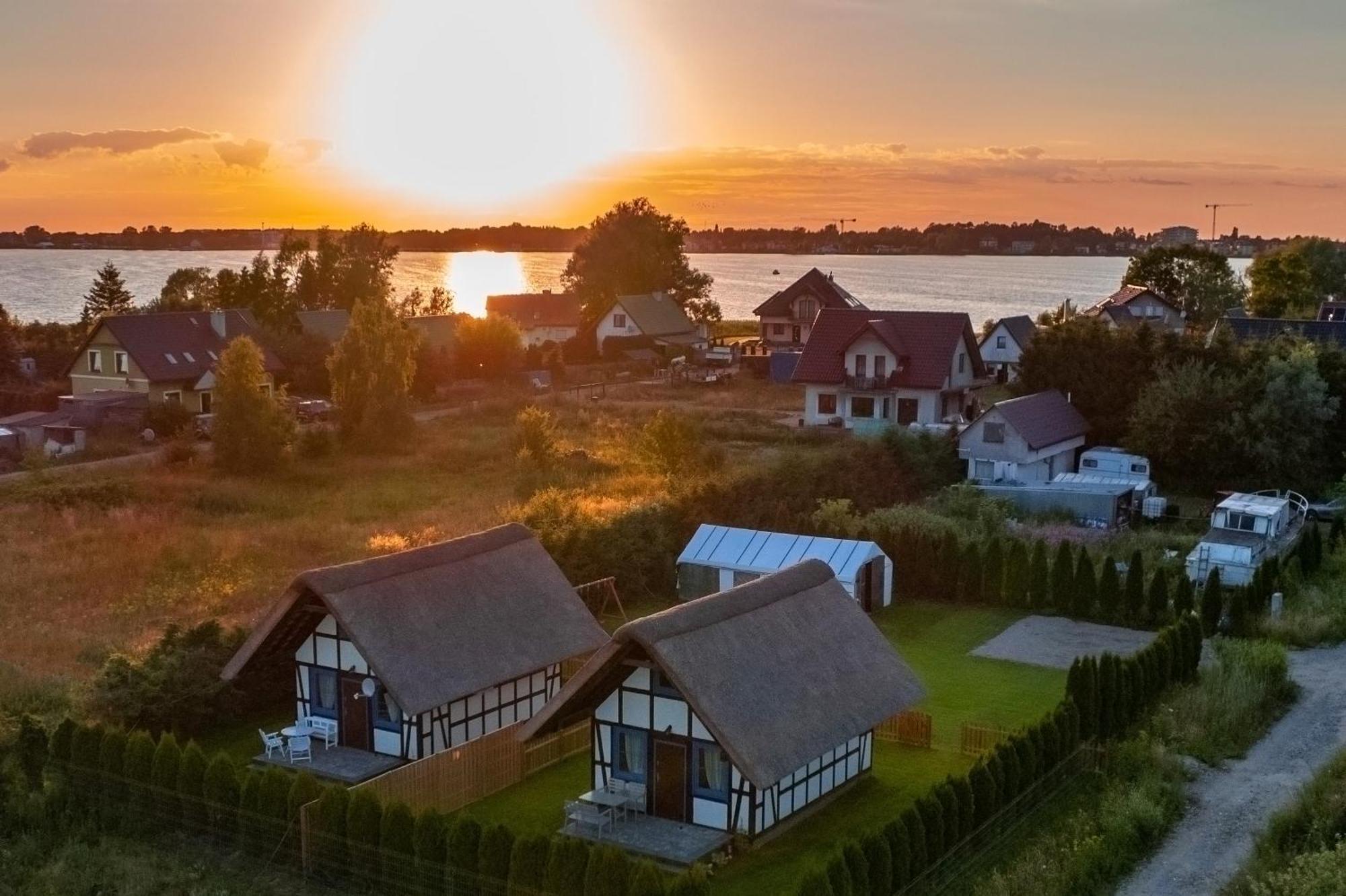 Osada Rybacka Villa Podamirowo Buitenkant foto
